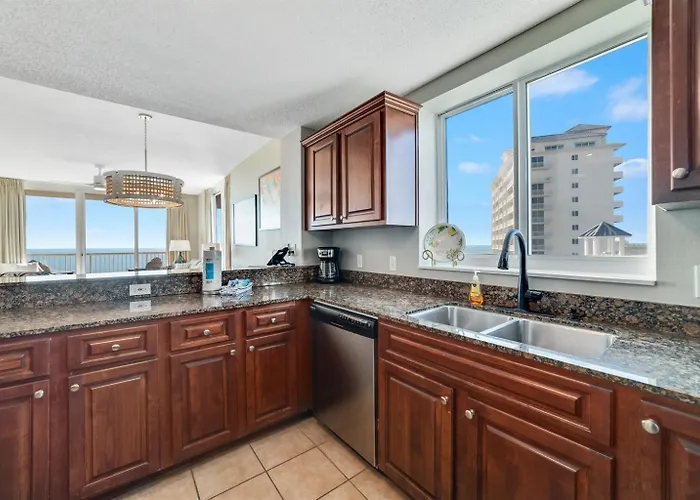 Bristol 710- Endless Beachfront Views 7th Floor Wrap Around Balcony Apartment