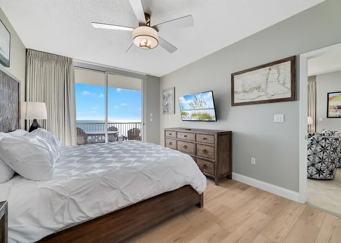 Bristol 710- Endless Beachfront Views 7th Floor Wrap Around Balcony Apartment