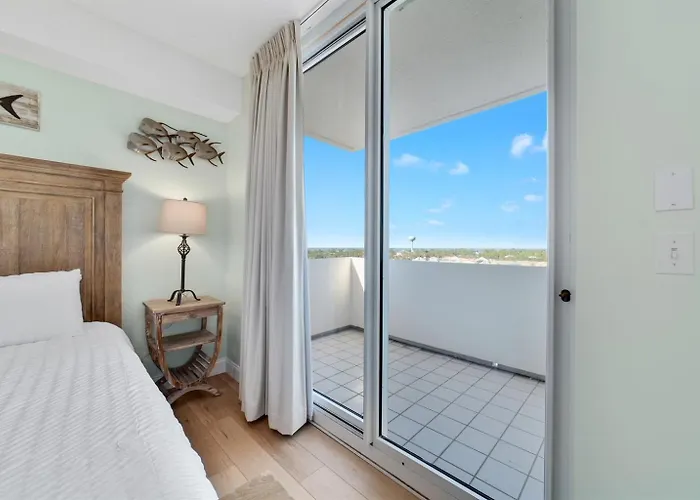 Apartment Bristol 710- Endless Beachfront Views 7th Floor Wrap Around Balcony *