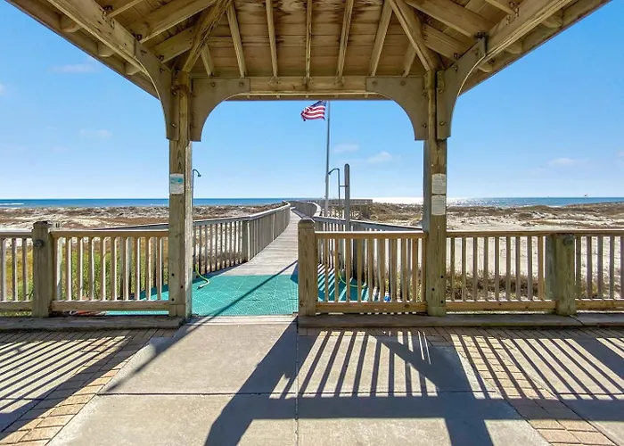 Bristol 710- Endless Beachfront Views 7th Floor Wrap Around Balcony Apartment *