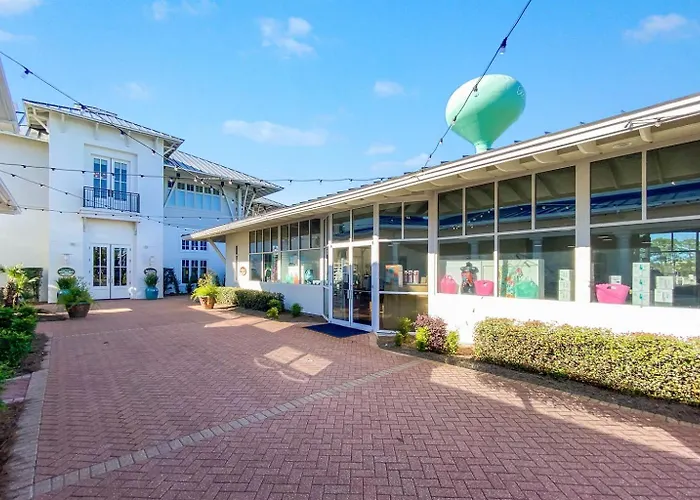 Bristol 710- Endless Beachfront Views 7th Floor Wrap Around Balcony Apartment